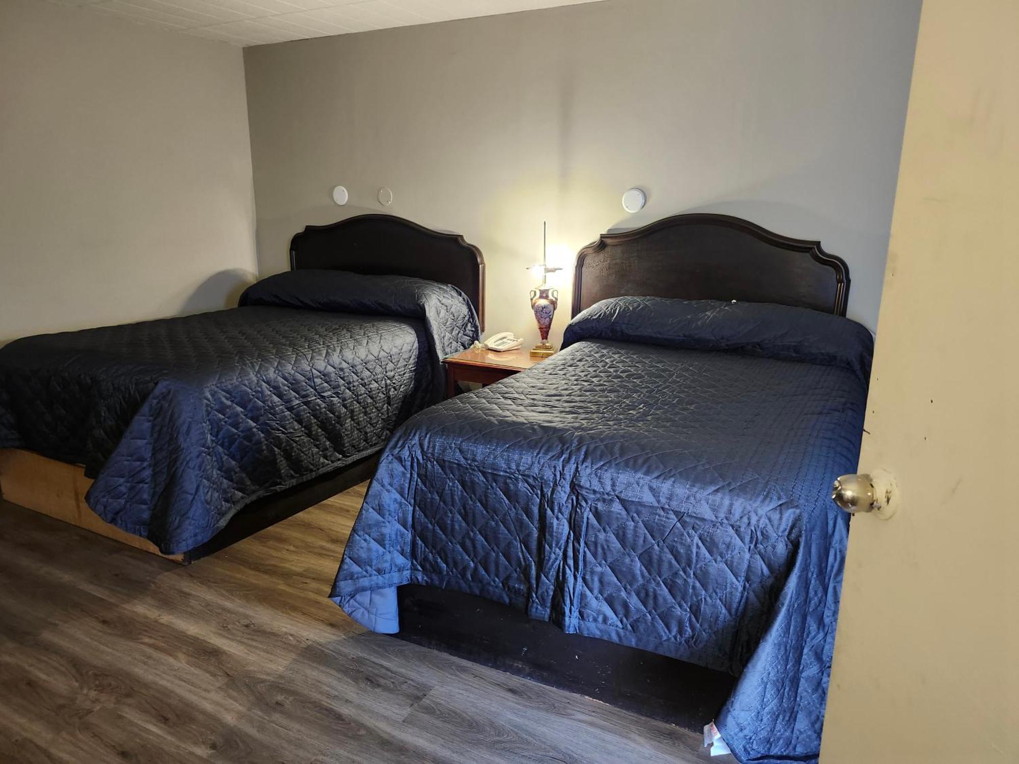 Fairway Inn & Suites Kitchener Εξωτερικό φωτογραφία